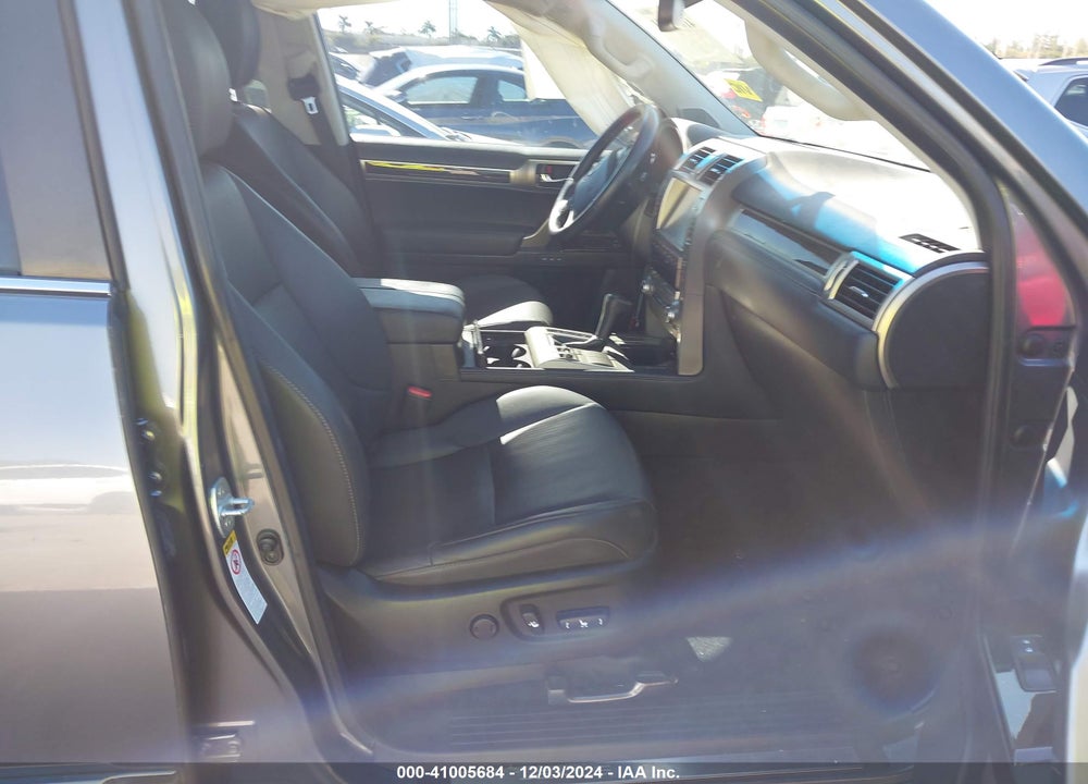 2015 LEXUS GX 460 VIN: JTJBM7FX8F5114122