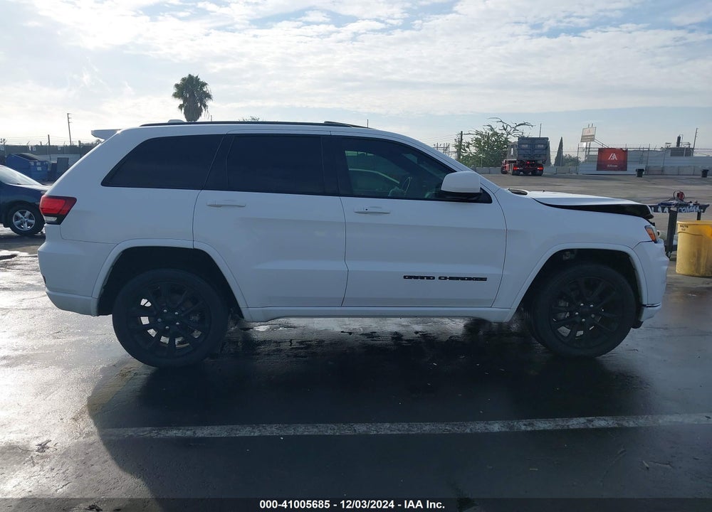 2019 JEEP GRAND CHEROKEE ALTITUDE 4X4 VIN: 1C4RJFAG0KC544793
