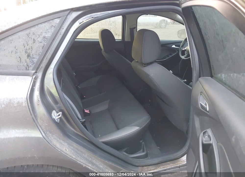 2014 FORD FOCUS SE VIN: 1FADP3F27EL183559