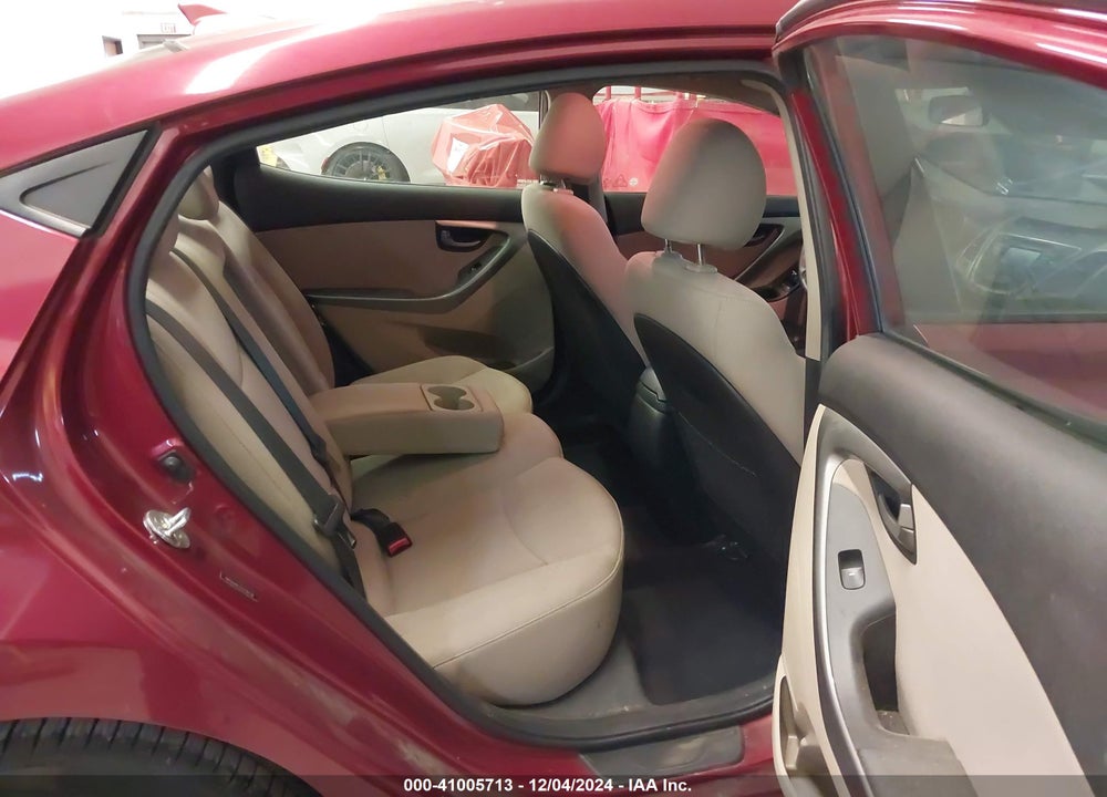 2016 HYUNDAI ELANTRA SE VIN: 5NPDH4AE7GH726138