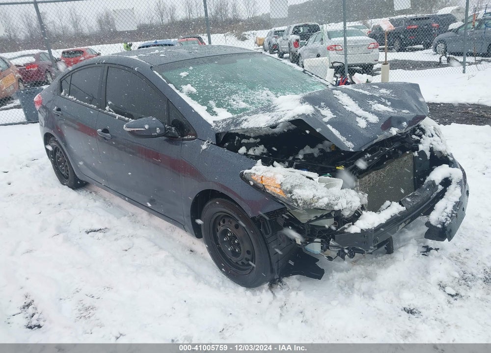 2015 KIA FORTE VIN: KNAFX4A68F5411607
