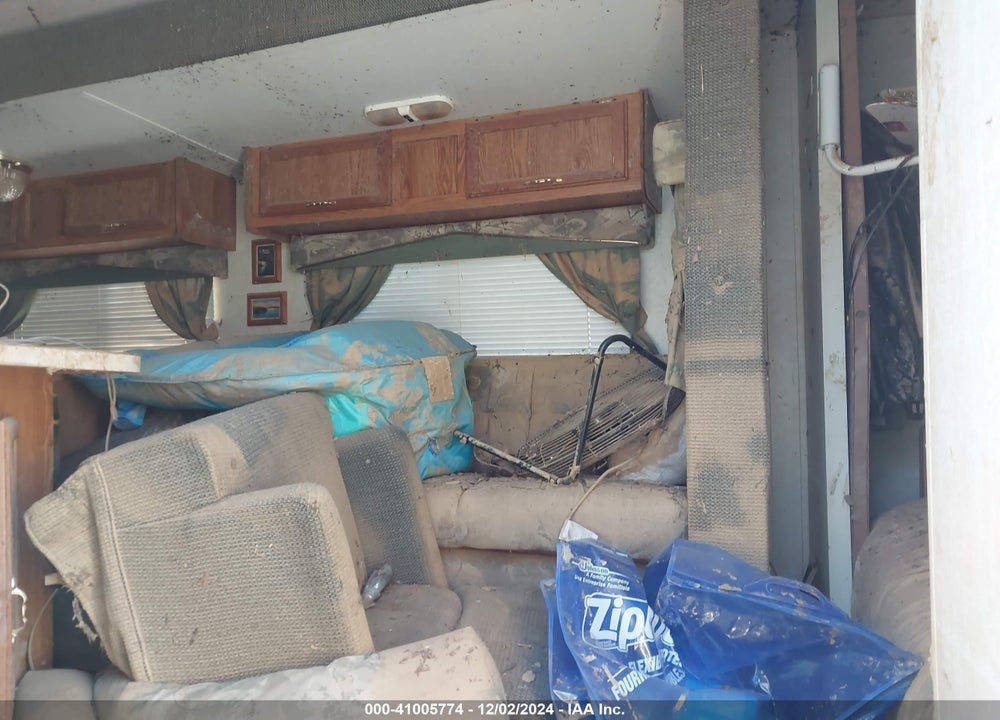 2003 FORESTRIVER SALEM 37BHSS VIN: 4X4TSMN273B011458