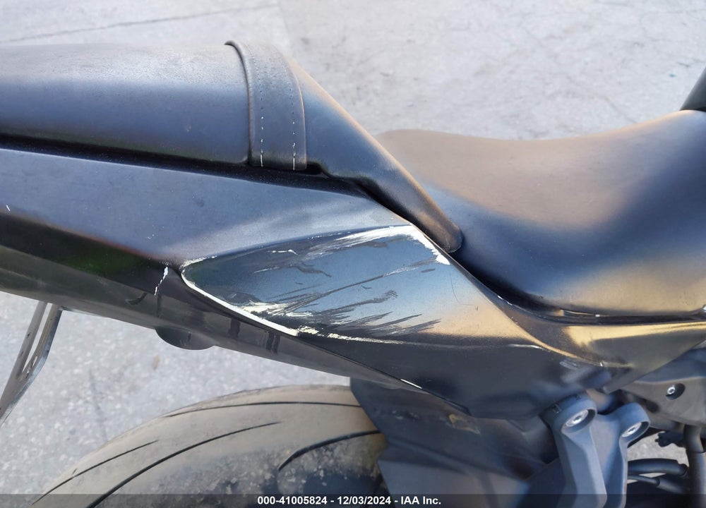 2019 KAWASAKI EX650 J VIN: JKAEXEJ1XKDA03146