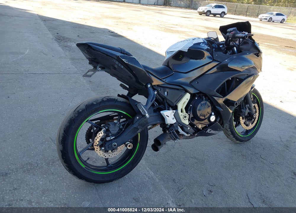 2019 KAWASAKI EX650 J VIN: JKAEXEJ1XKDA03146