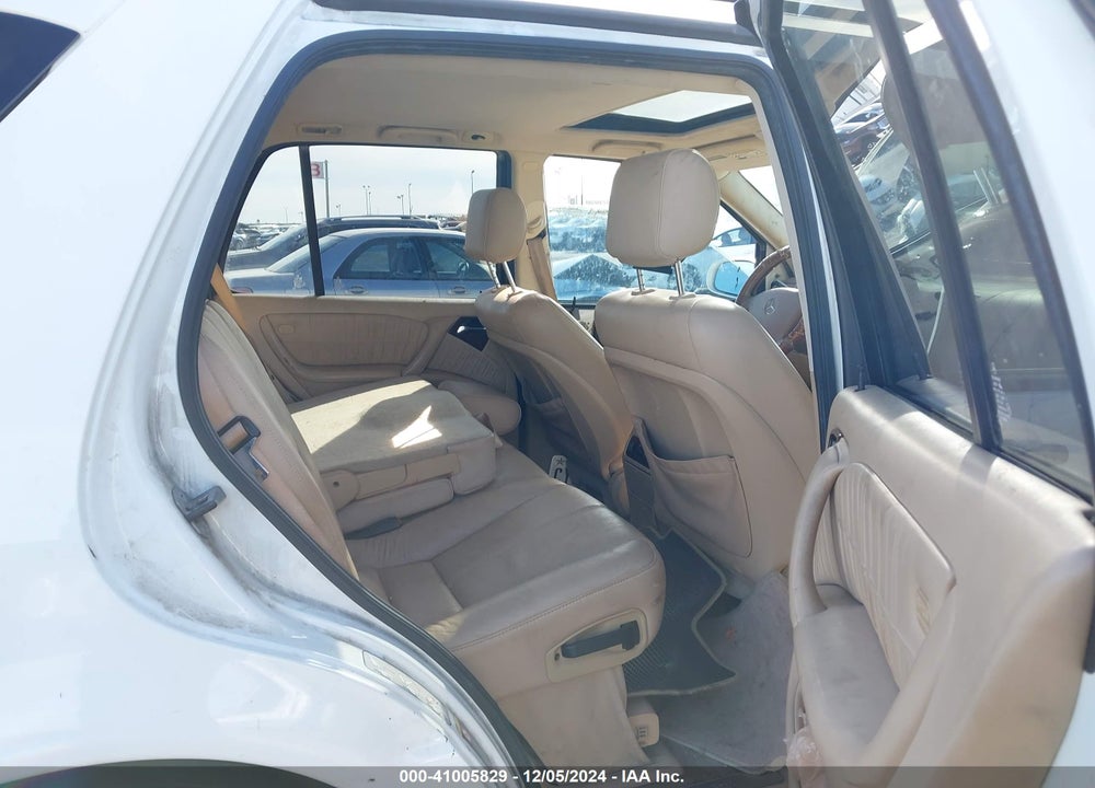 2004 MERCEDES-BENZ ML 350 4MATIC VIN: 4JGAB57E14A485001