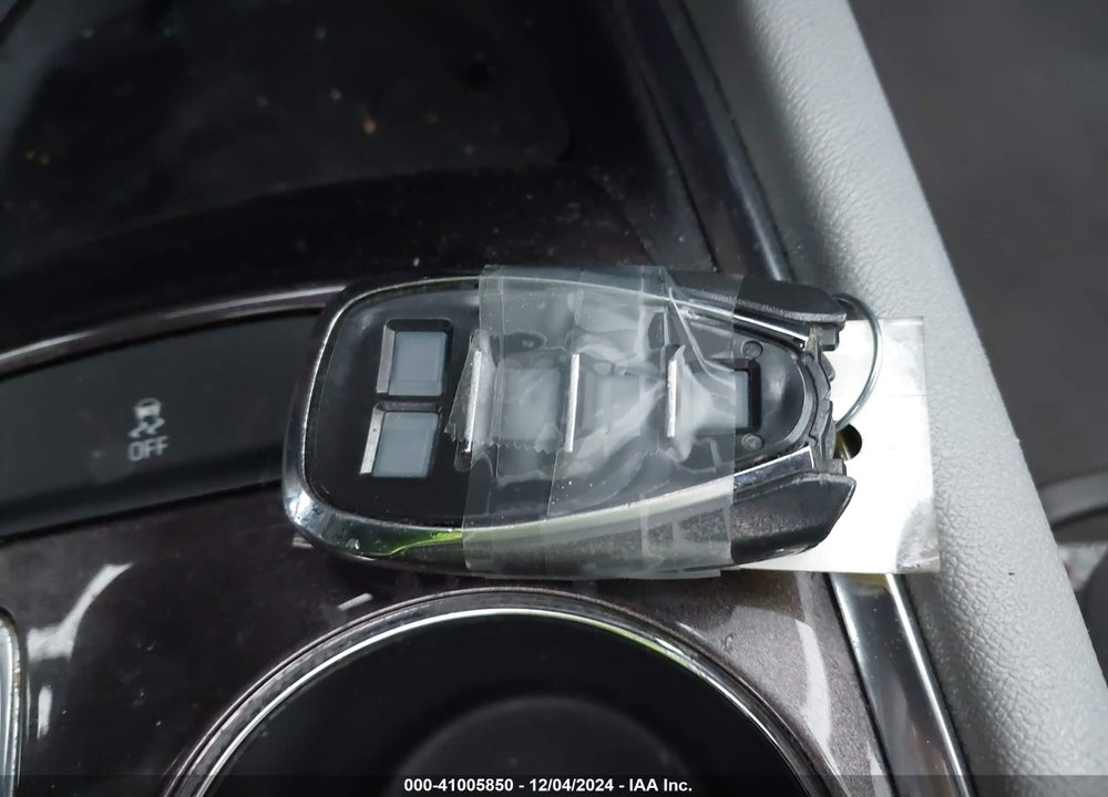 2019 CHEVROLET MALIBU LT VIN: 1G1ZD5ST3KF108377