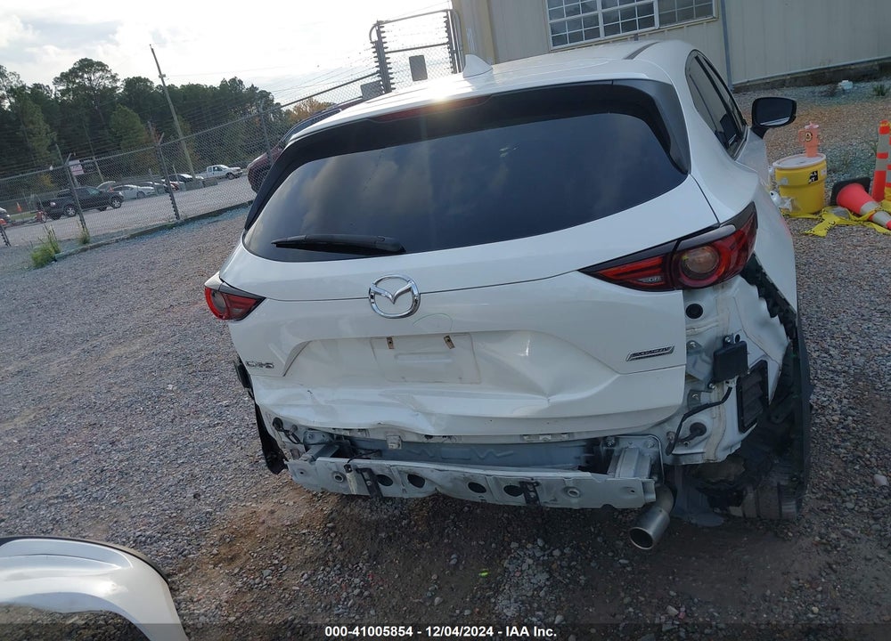 2019 MAZDA CX-5 GRAND TOURING VIN: JM3KFADM6K0699445