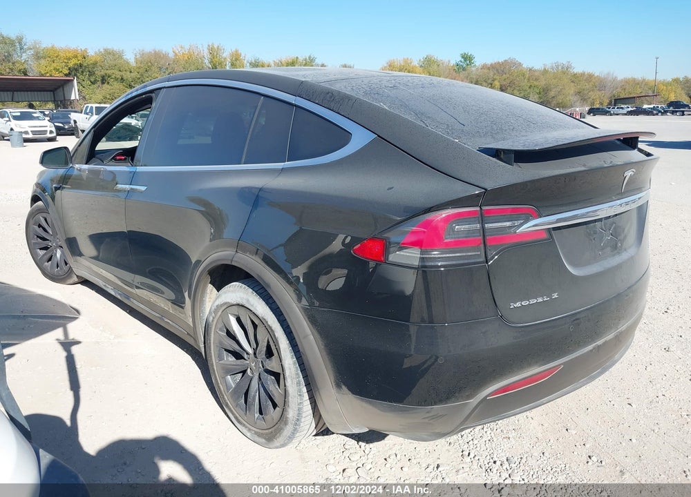 2018 TESLA MODEL X VIN: 5YJXCDE20JF120245