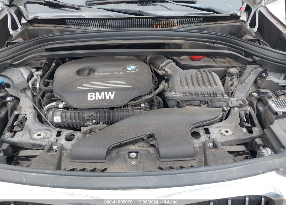 2017 BMW X1 XDRIVE28I VIN: WBXHT3Z37H4A57184