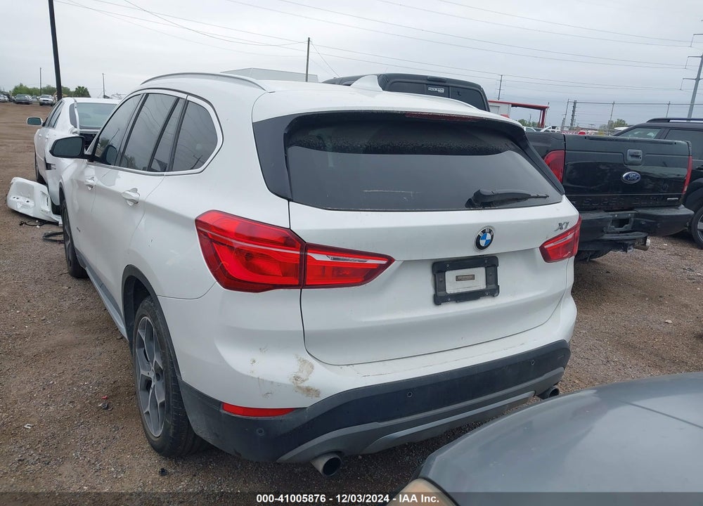 2017 BMW X1 XDRIVE28I VIN: WBXHT3Z37H4A57184