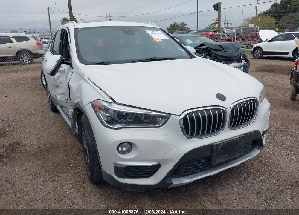 2017 BMW X1 XDRIVE28I VIN: WBXHT3Z37H4A57184