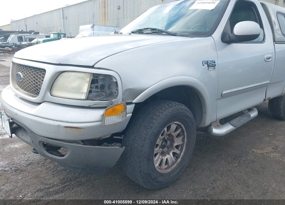 2003 FORD F-150 XL/XLT VIN: 2FTRF18WX3CA98813