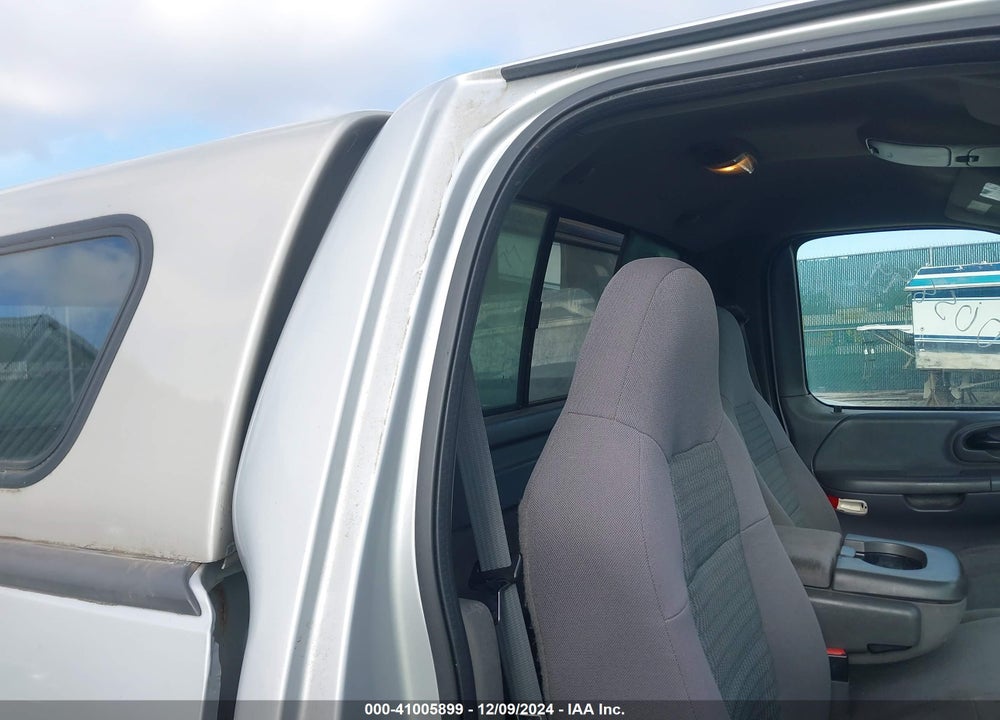 2003 FORD F-150 XL/XLT VIN: 2FTRF18WX3CA98813