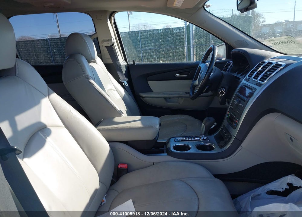 2007 GMC ACADIA SLT-1 VIN: 1GKER33717J166784