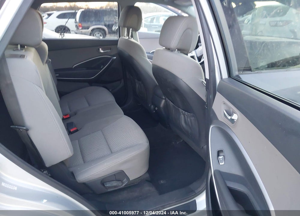2019 HYUNDAI SANTA FE XL SE VIN: KM8SM4HF2KU300210