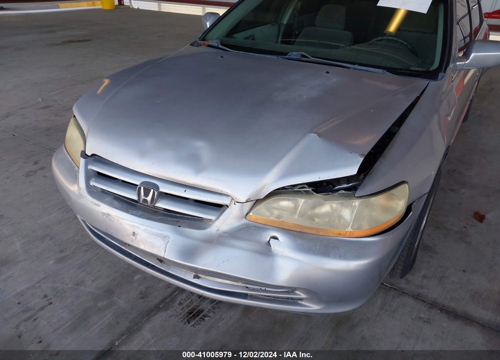 2002 HONDA ACCORD 2.3 LX/LX VIN: 3HGCG66552G703687