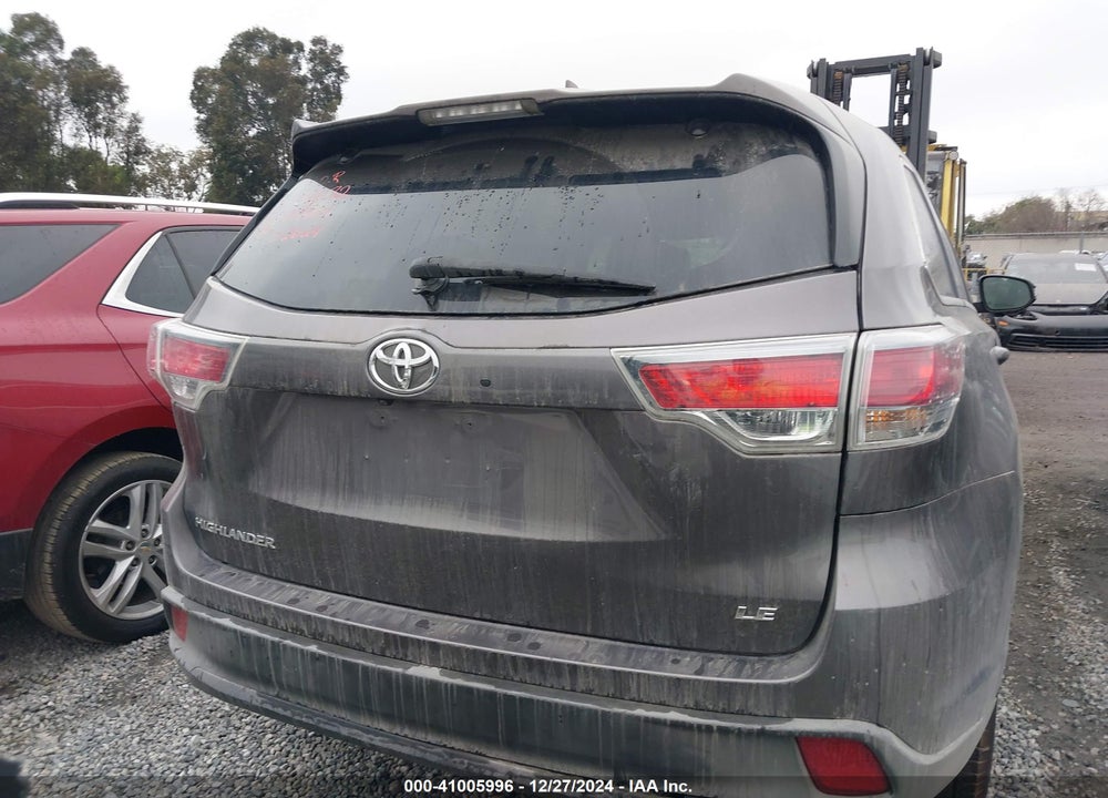 2015 TOYOTA HIGHLANDER LE PLUS V6 VIN: 5TDZKRFH7FS119964