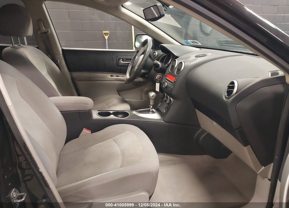 2010 NISSAN ROGUE S VIN: JN8AS5MV9AW610208