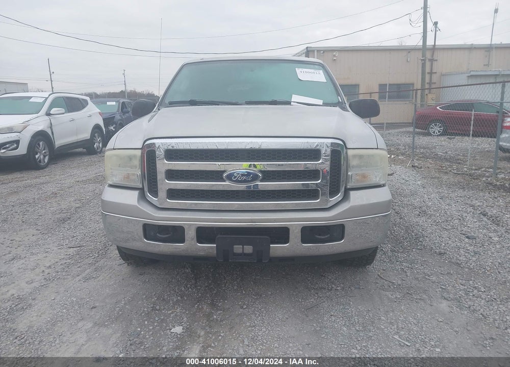 2005 FORD EXCURSION XLS/XLT VIN: 1FMNU40L25ED40090