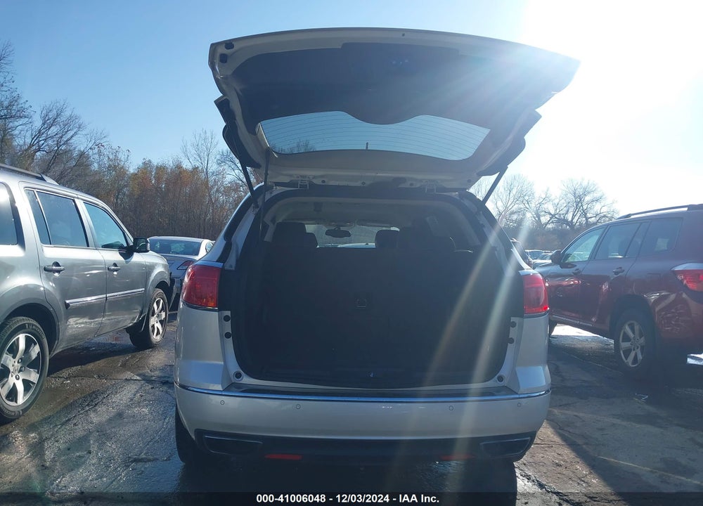 2013 BUICK ENCLAVE PREMIUM VIN: 5GAKVDKD8DJ268443