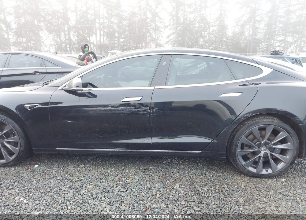 2018 TESLA MODEL S 100D/75D/P100D VIN: 5YJSA1E2XJF281958