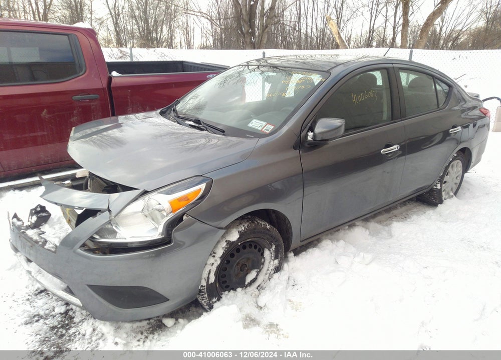 2018 NISSAN VERSA 1.6 SV VIN: 3N1CN7AP2JL832532