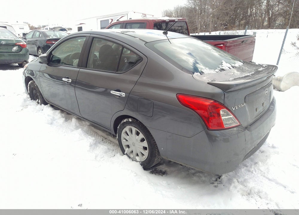 2018 NISSAN VERSA 1.6 SV VIN: 3N1CN7AP2JL832532