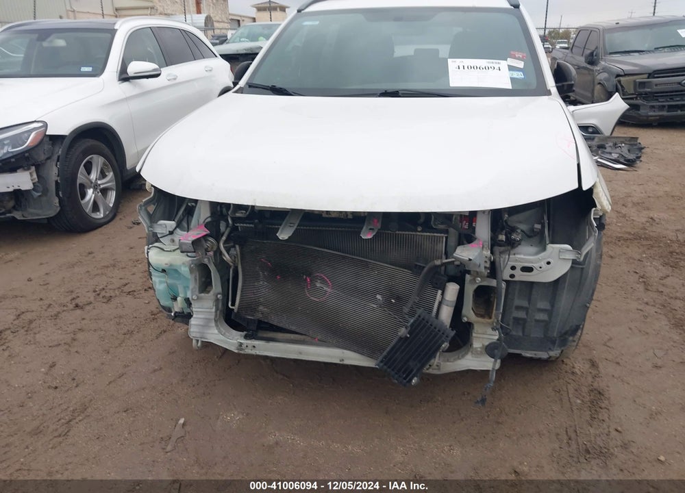2018 MITSUBISHI OUTLANDER LE VIN: JA4AD3A30JZ021442
