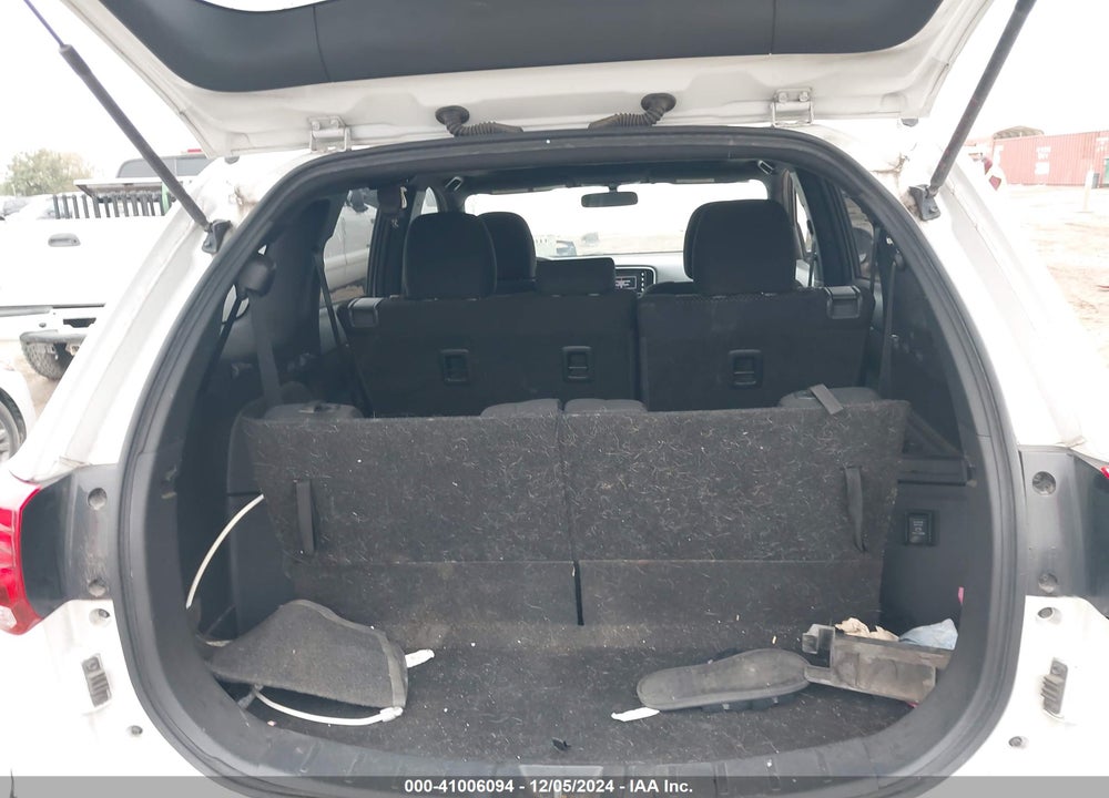 2018 MITSUBISHI OUTLANDER LE VIN: JA4AD3A30JZ021442
