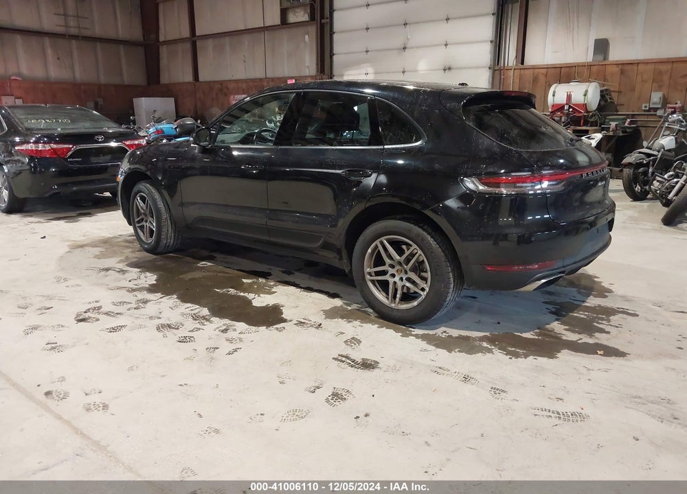 2021 PORSCHE MACAN VIN: WP1AA2A59MLB11415