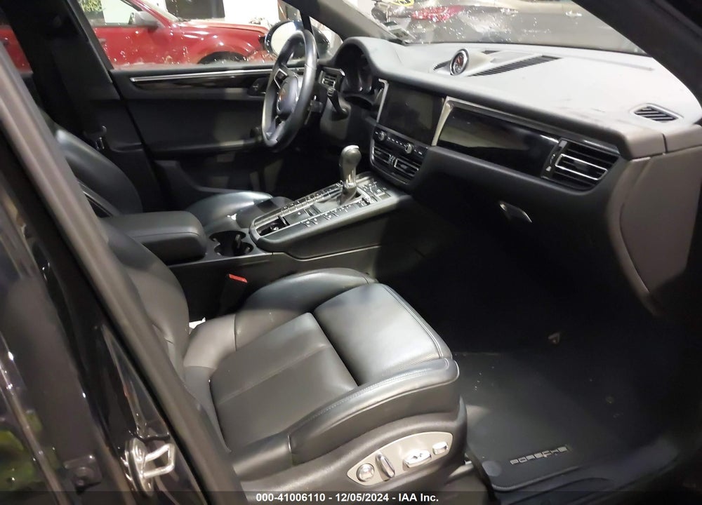 2021 PORSCHE MACAN VIN: WP1AA2A59MLB11415