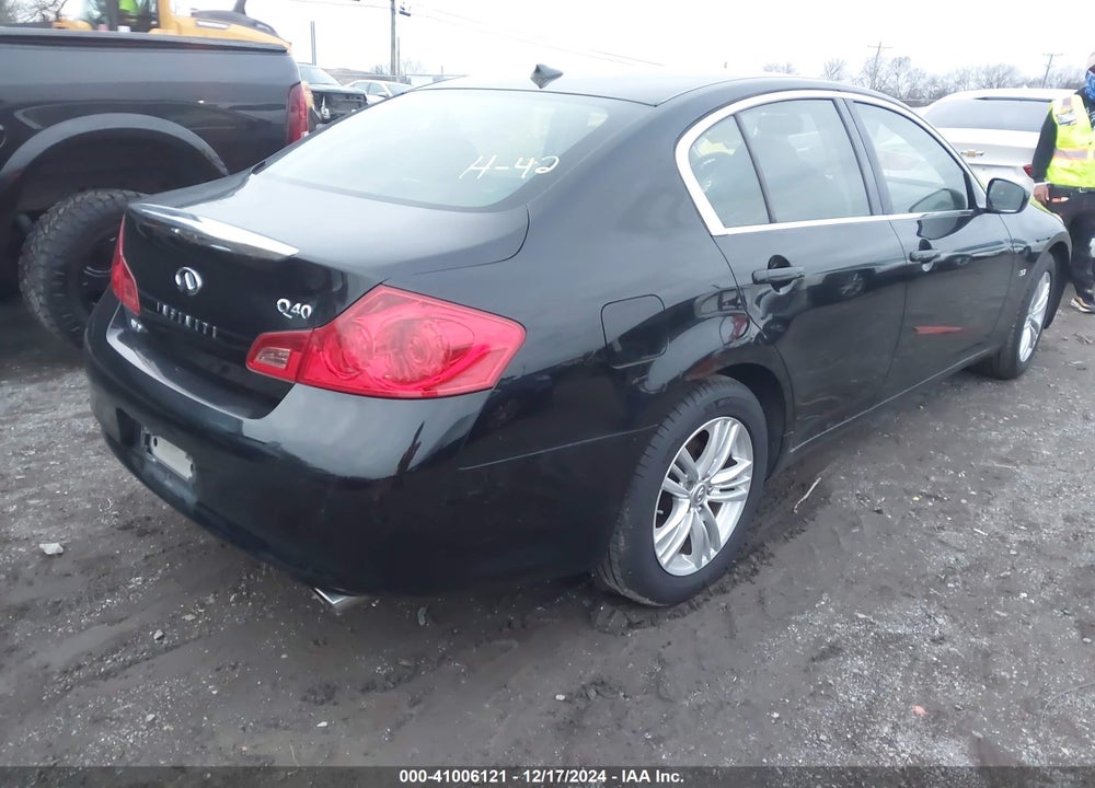 2015 INFINITI Q40 VIN: JN1CV6AR8FM523673