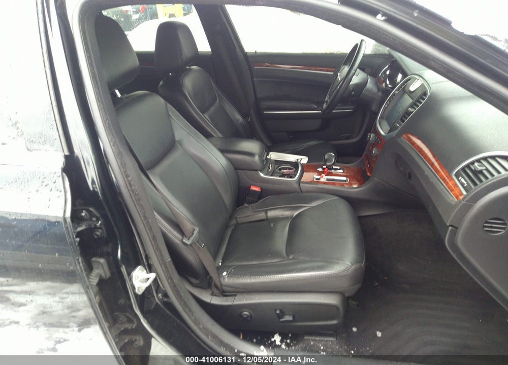 2014 CHRYSLER 300 VIN: 2C3CCARG3EH381781