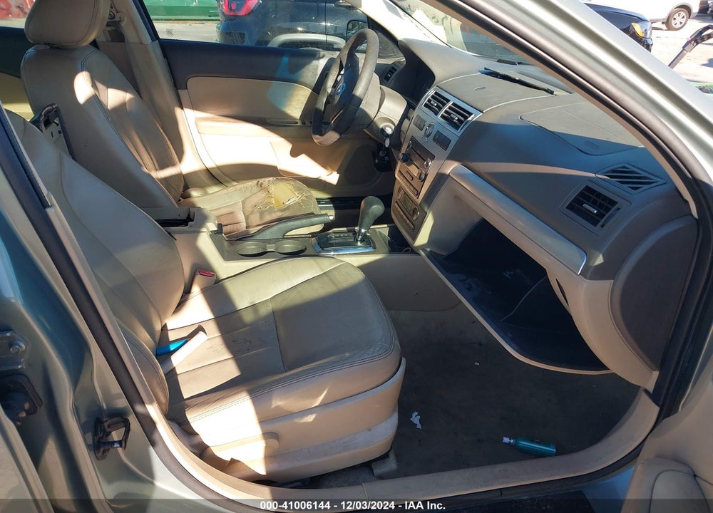 2009 MERCURY MILAN VIN: 3MEHM08169R632338