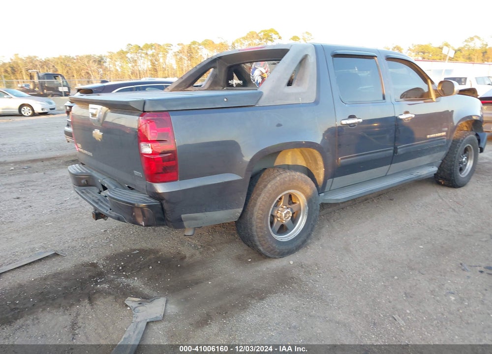 2010 CHEVROLET AVALANCHE 1500 LS VIN: 3GNVKEE09AG242182