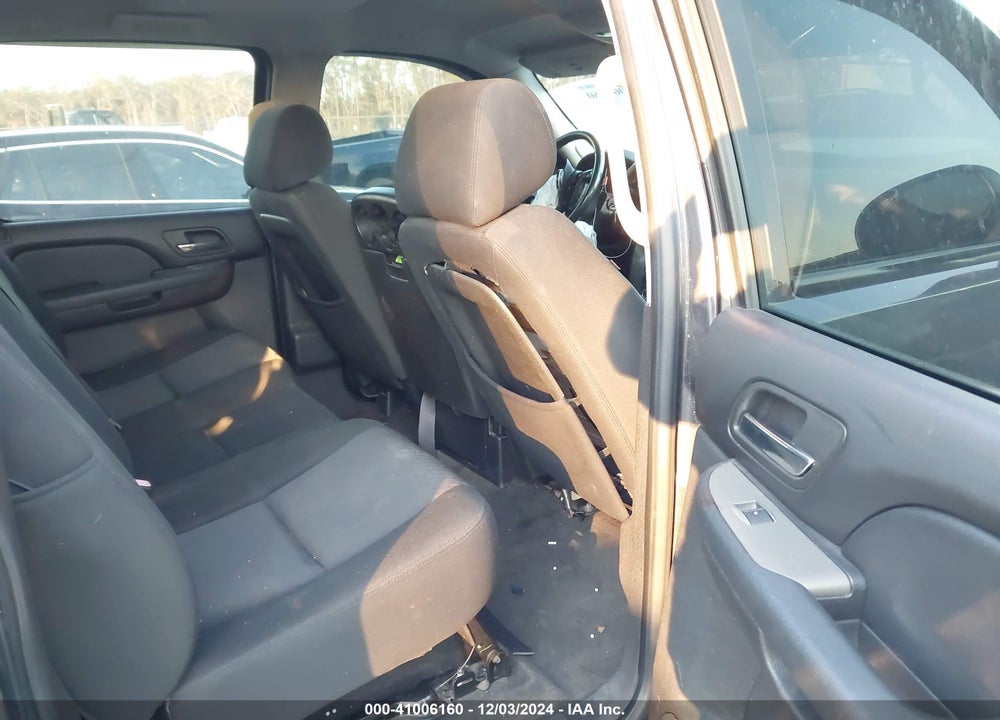 2010 CHEVROLET AVALANCHE 1500 LS VIN: 3GNVKEE09AG242182