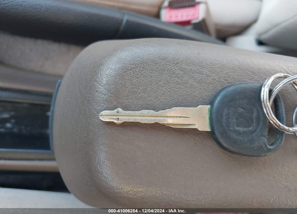 1997 SATURN SL SL2 VIN: 1G8ZK5271VZ403250