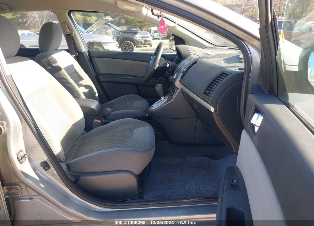 2011 NISSAN SENTRA 2.0S VIN: 3N1AB6AP5BL605928