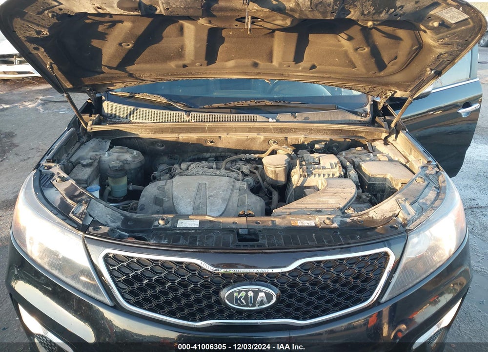 2013 KIA SORENTO SX V6 VIN: 5XYKWDA23DG409706