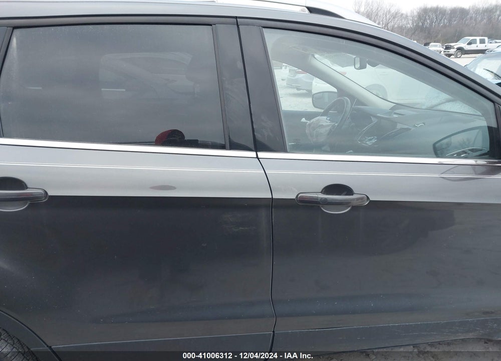 2015 FORD ESCAPE TITANIUM VIN: 1FMCU0J90FUC45022