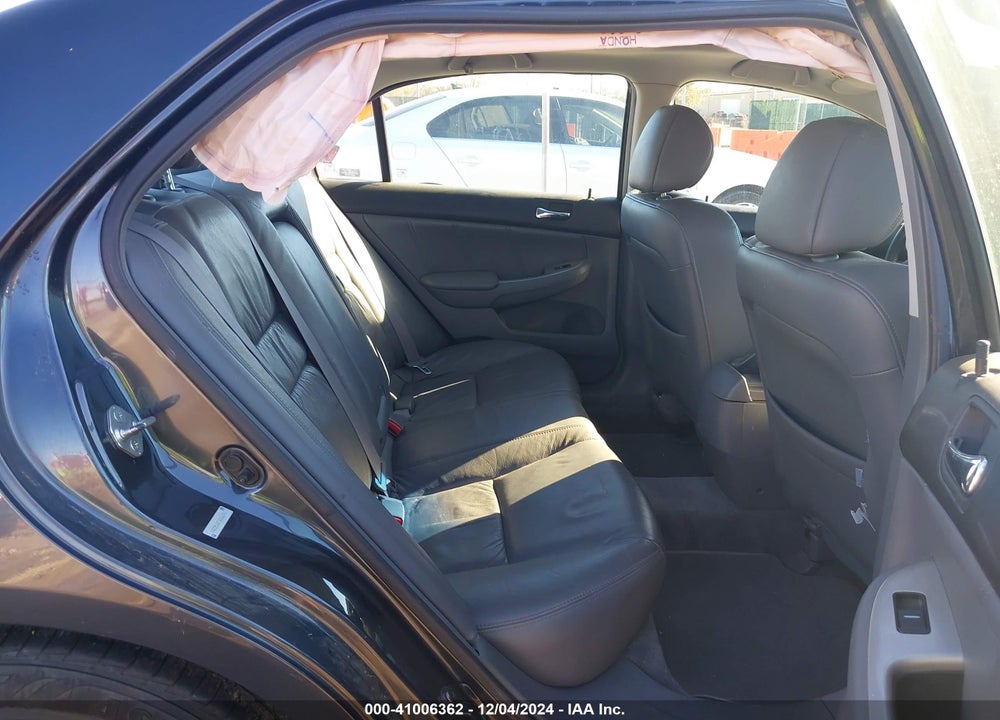 2005 HONDA ACCORD 2.4 EX VIN: 1HGCM56825A166292