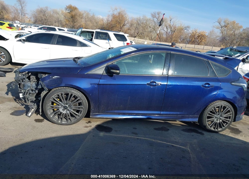 2016 FORD FOCUS VIN: 1FADP3L92GL351354