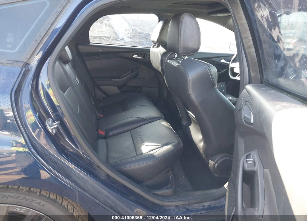 2016 FORD FOCUS VIN: 1FADP3L92GL351354
