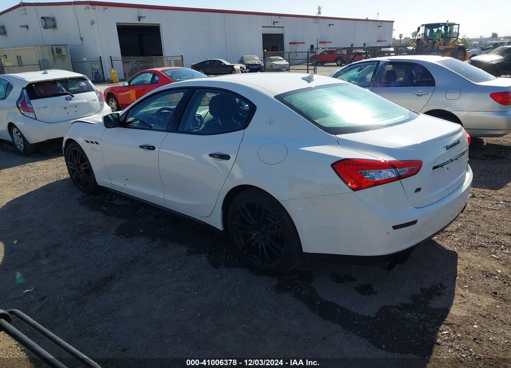 2014 MASERATI GHIBLI VIN: ZAM57RTA1E1085941