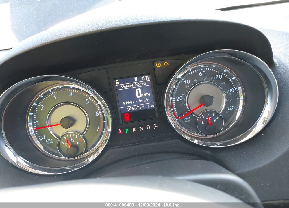 2015 CHRYSLER TOWN & COUNTRY TOURING VIN: 2C4RC1BG2FR619471