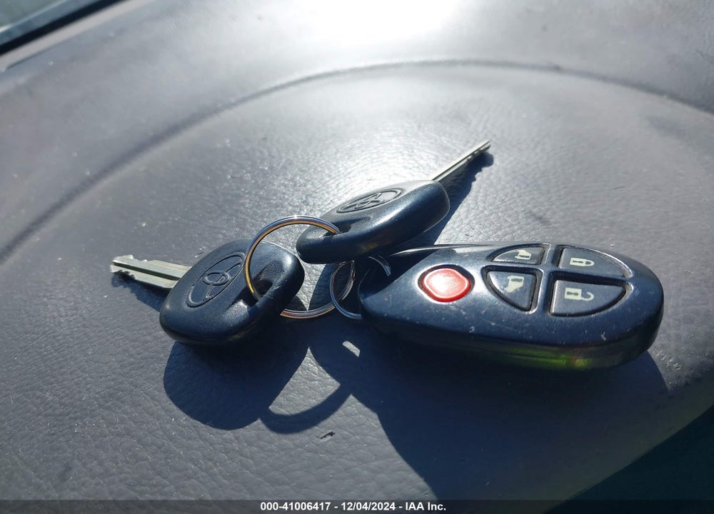2008 TOYOTA SIENNA LE VIN: 5TDZK23C38S143584