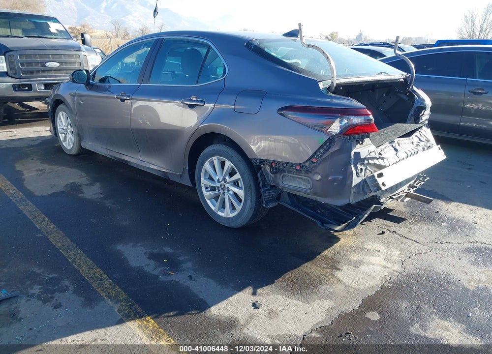 2024 TOYOTA CAMRY LE VIN: 4T1C11BK8RU121990