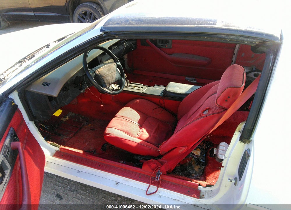 1990 CHEVROLET CAMARO RS VIN: 1G1FP23E6LL103590