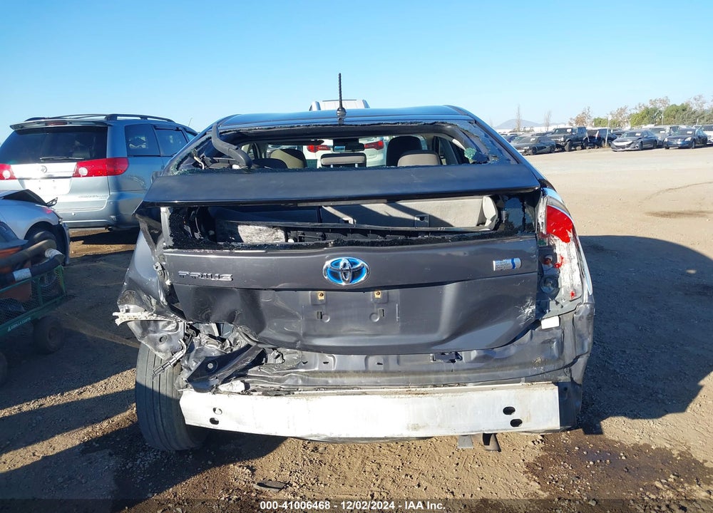 2015 TOYOTA PRIUS TWO VIN: JTDKN3DU0F0478081