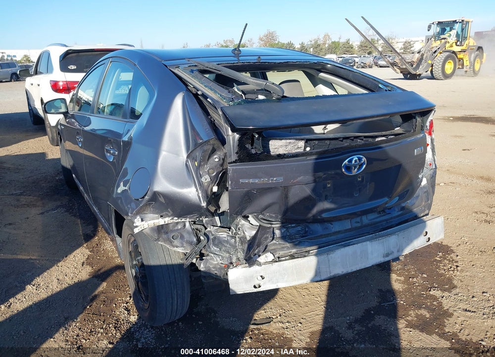 2015 TOYOTA PRIUS TWO VIN: JTDKN3DU0F0478081